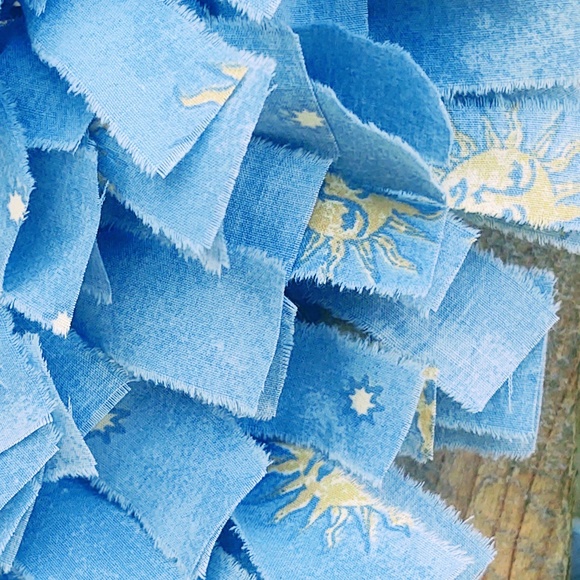 HAND CRAFTED FABRIC RAG WREATH BLUE MOON SUN & STARS SHABBY CHIC NURSERY DECOR - Picture 4 of 9